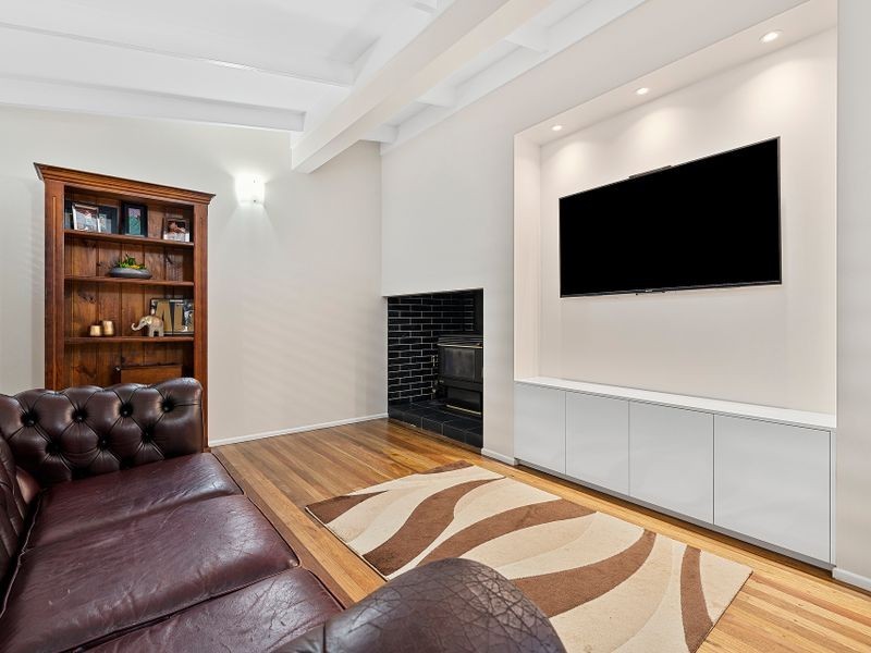 13 Woodview Street, Samford Valley QLD 4520