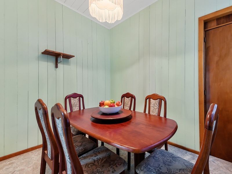 72 Dutton Street, Hawthorne QLD 4171