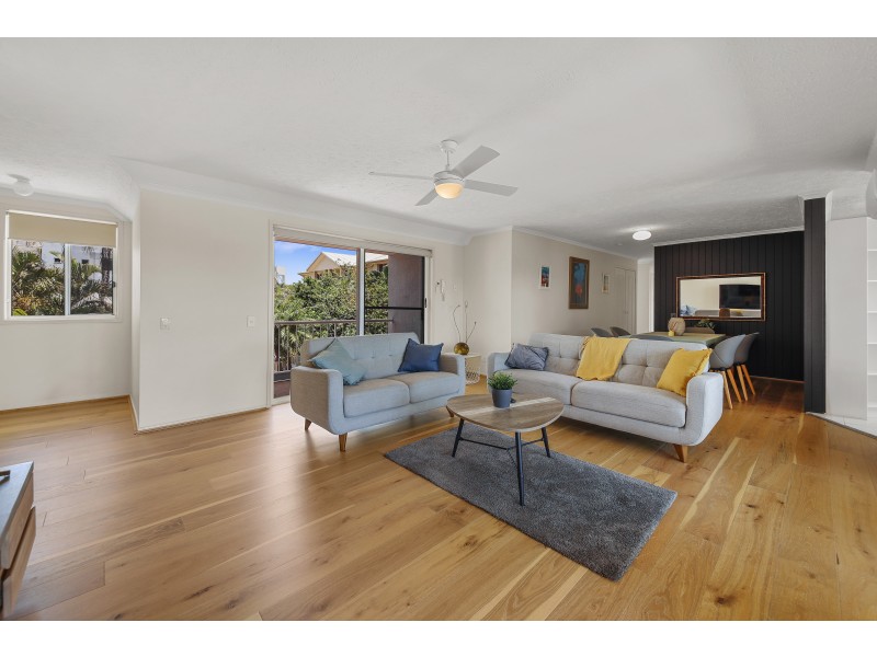 5/17 Canal Avenue, Runaway Bay QLD 4216