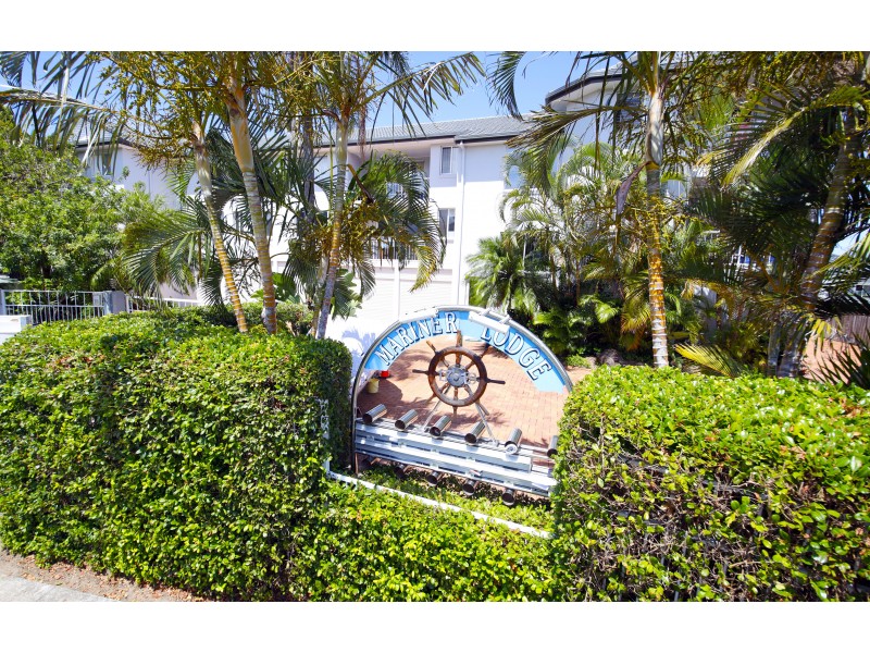 5/17 Canal Avenue, Runaway Bay QLD 4216