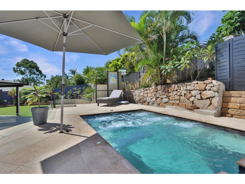 27 Montclare Court, Cashmere QLD 4500