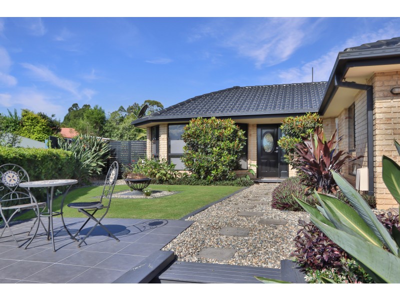 27 Montclare Court, Cashmere QLD 4500