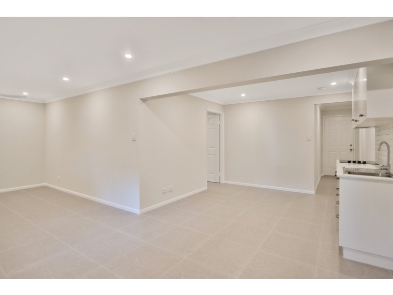 49 Paramount Drive, Warner QLD 4500