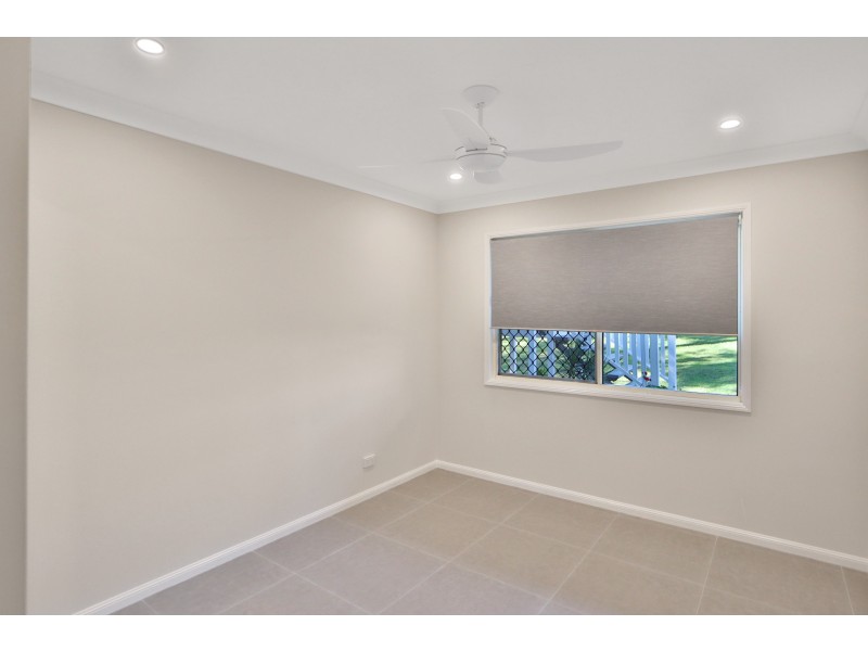 49 Paramount Drive, Warner QLD 4500
