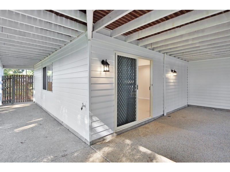 49 Paramount Drive, Warner QLD 4500