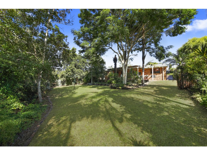 9 Edwards Drive, Albany Creek QLD 4035