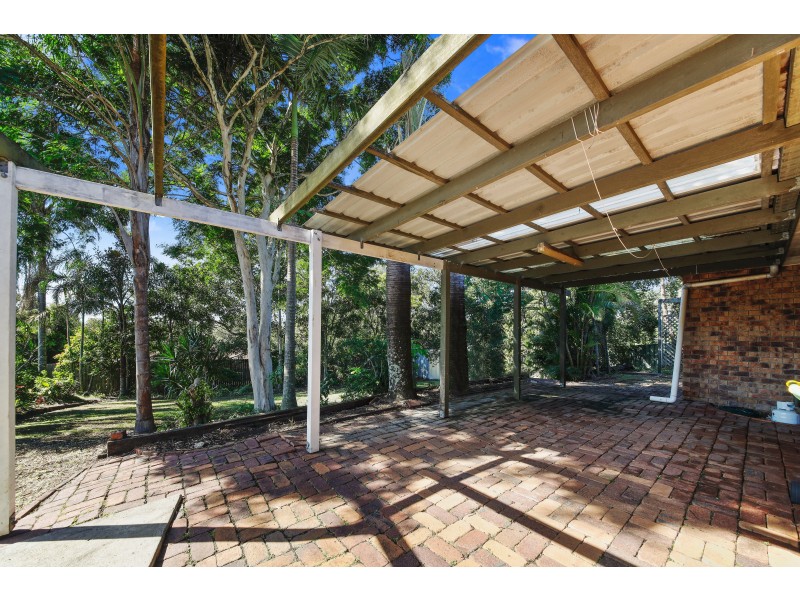 9 Edwards Drive, Albany Creek QLD 4035