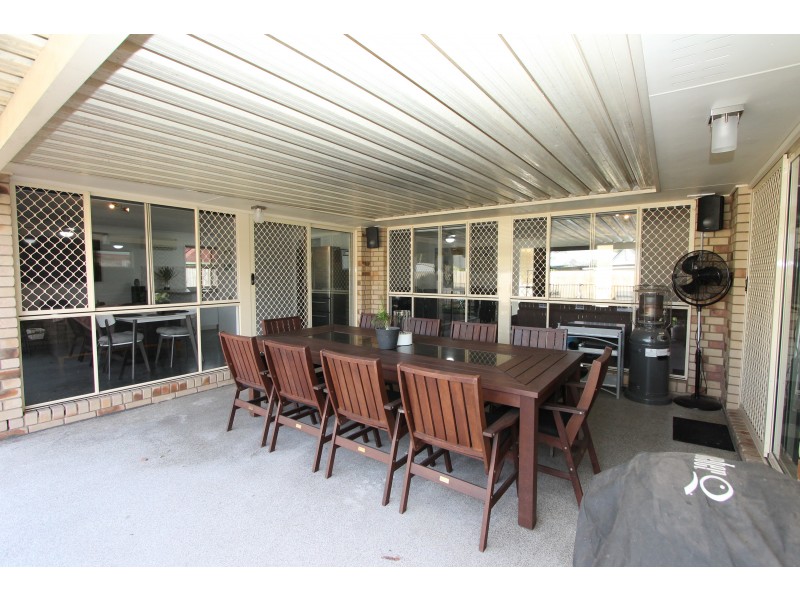 12 Kurrajong Drive, Warner QLD 4500