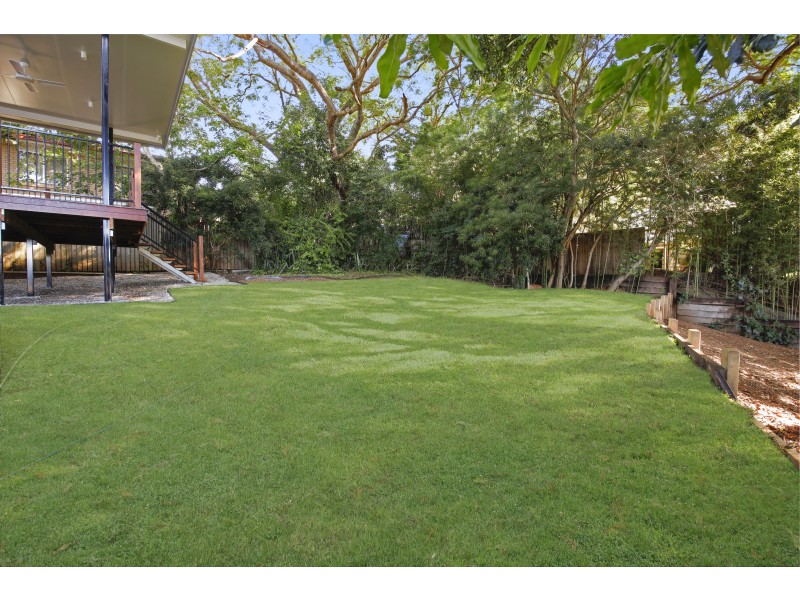37 Currong Street, Kenmore QLD 4069