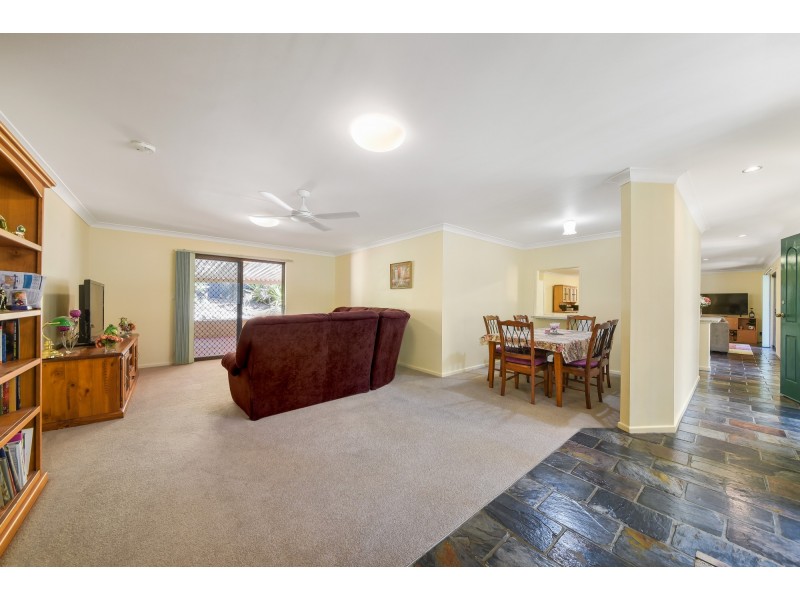 36 Montego Court, Eatons Hill QLD 4037