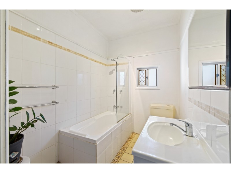 40 Gilston Street, Keperra QLD 4054