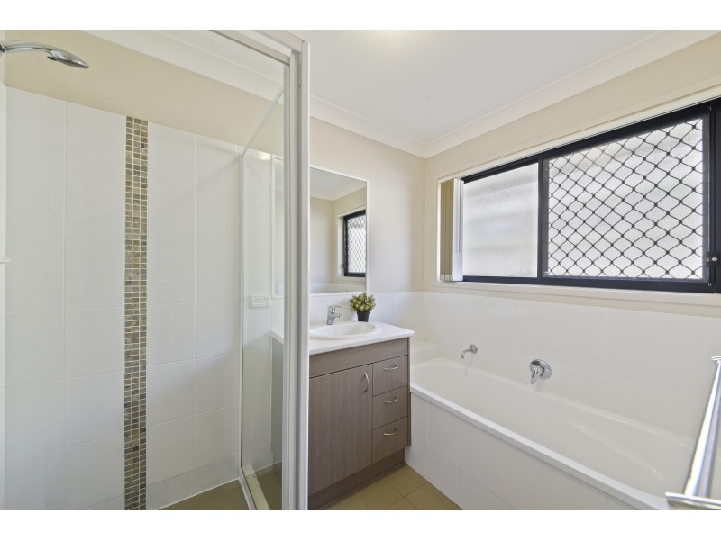 67 Rolland Parade, Warner QLD 4500