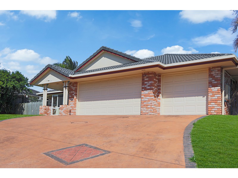 24 Montclare Court, Cashmere QLD 4500