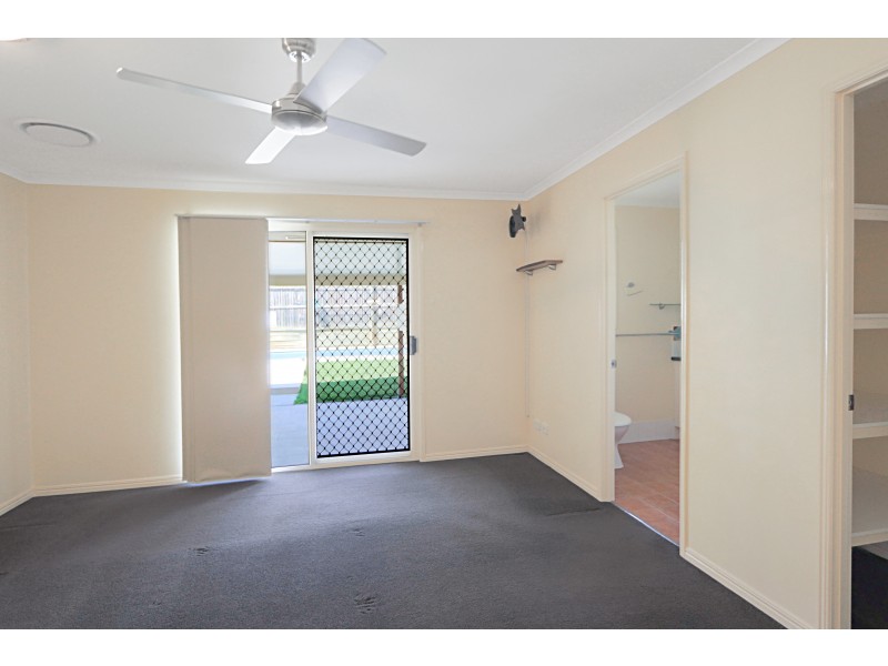 24 Montclare Court, Cashmere QLD 4500