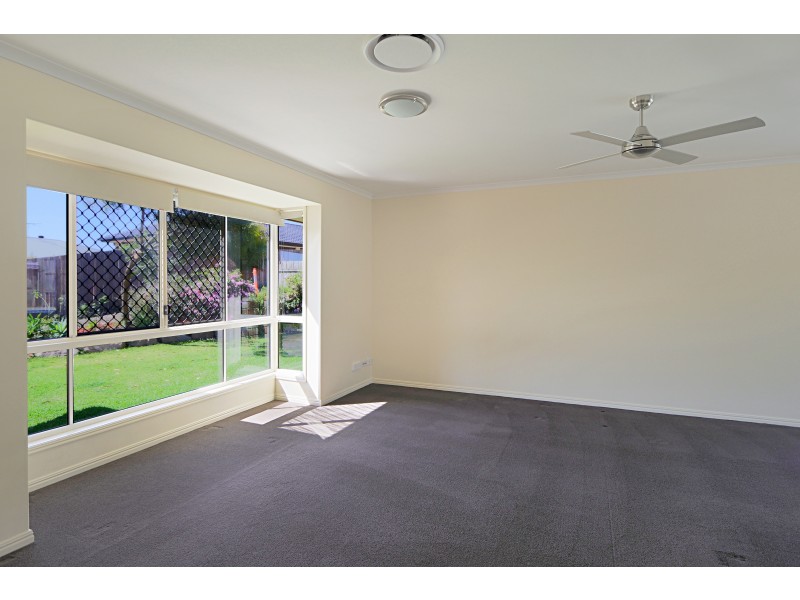 24 Montclare Court, Cashmere QLD 4500