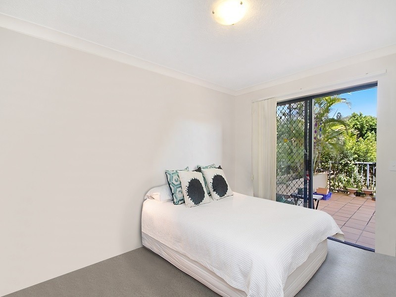 7/14 Miles Street, Kirra QLD 4225