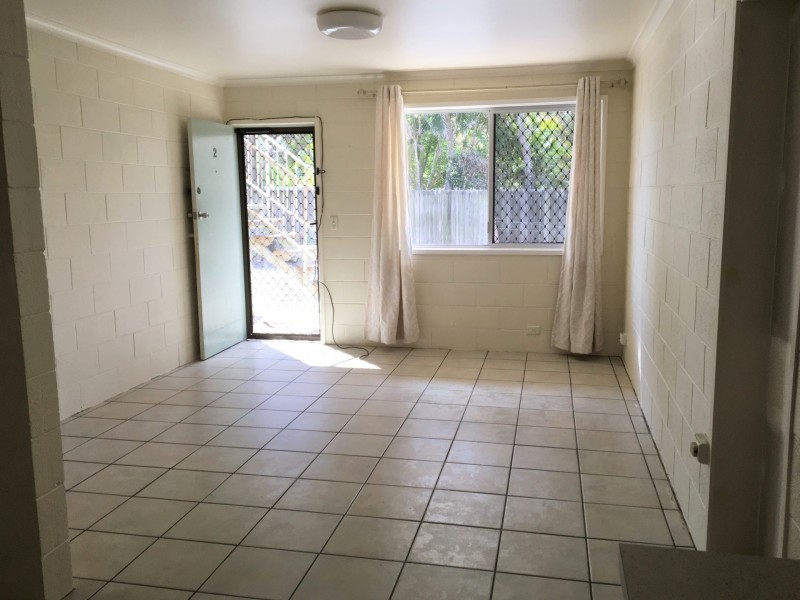 2/1245 Gold Coast Highway, Palm Beach QLD 4221