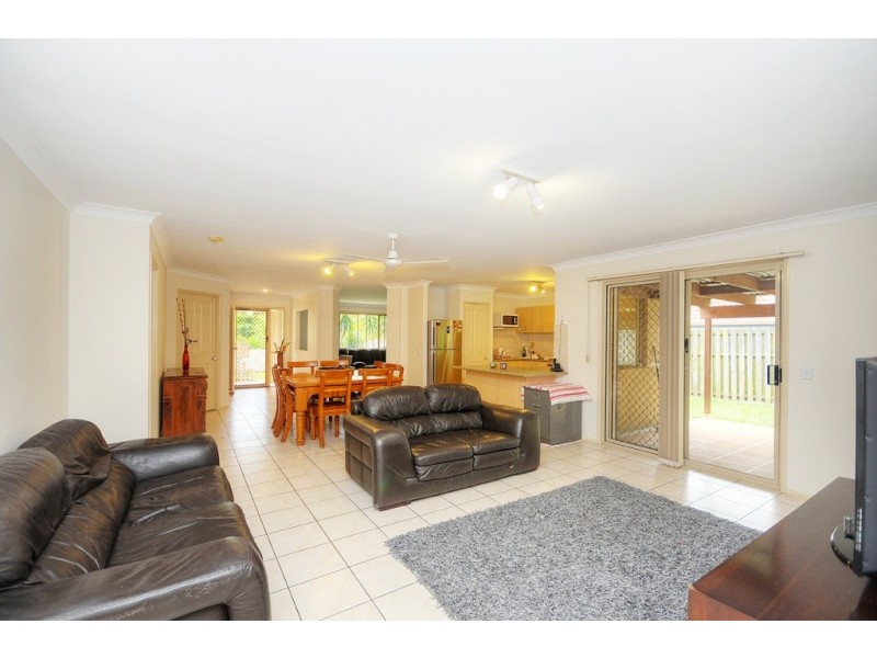 14 Bidwill Court, Elanora QLD 4221