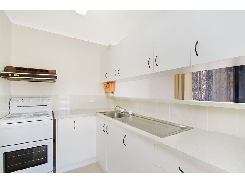 3/44 Coolangatta Road, Kirra QLD 4225