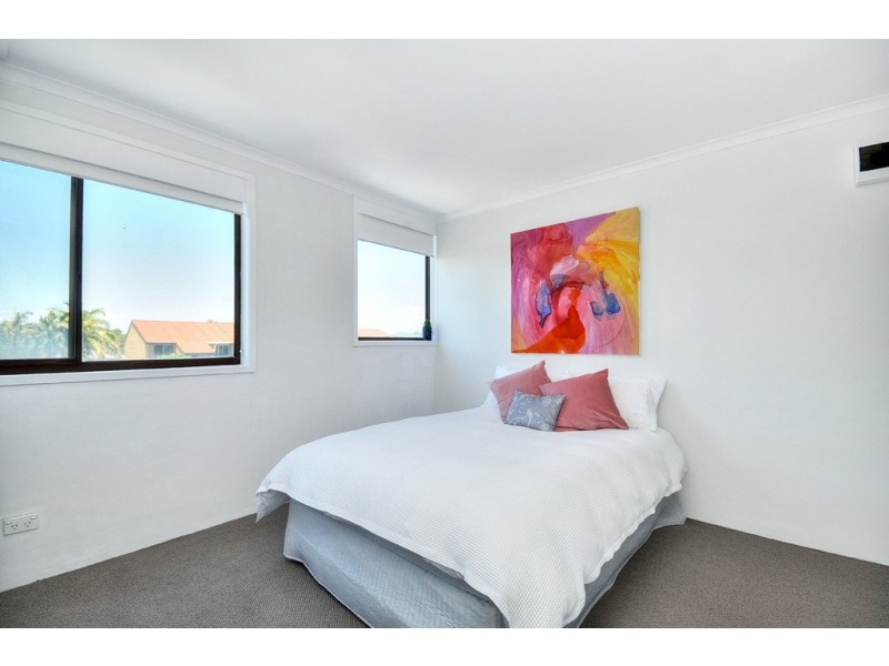 15/32 Musgrave Street, Kirra QLD 4225