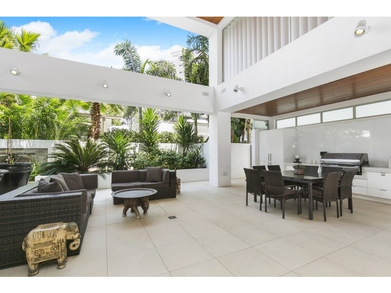 1 Haig Street, Kirra QLD 4225