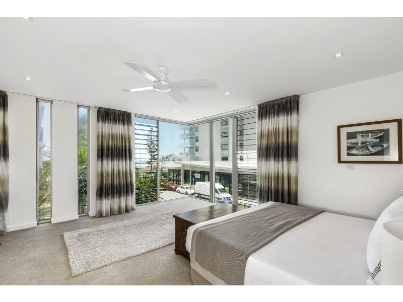 1 Haig Street, Kirra QLD 4225