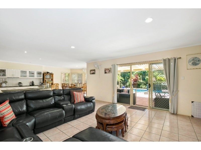 14 Whiteash Road, Bonogin QLD 4213