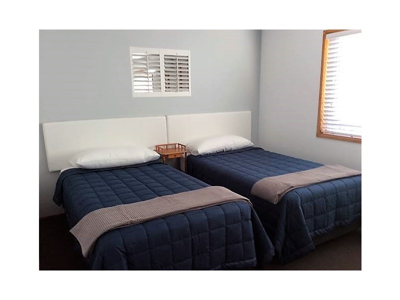 10-14 Currumbin Creek Road, Currumbin Waters QLD 4223