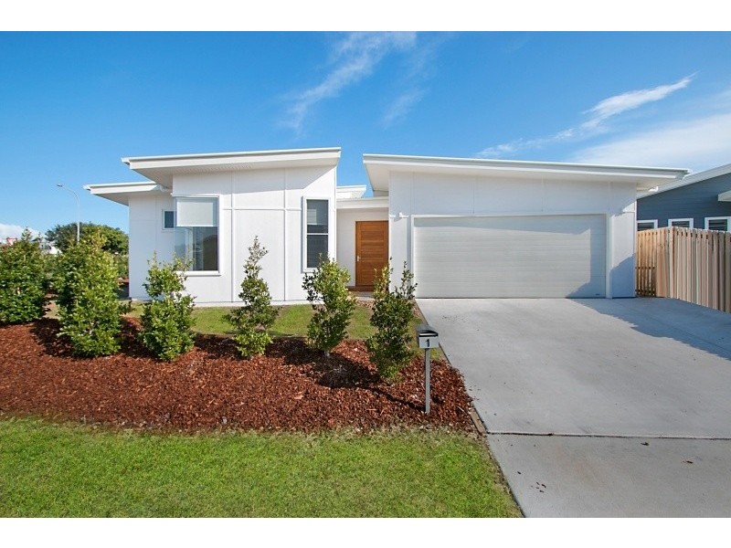 1 Bronte Place, Kingscliff NSW 2487