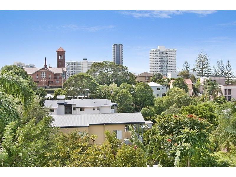 39 Stapylton Street, Coolangatta QLD 4225