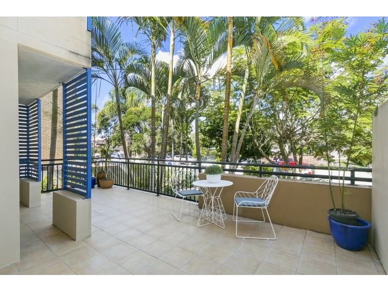 4/48 Coolangatta Road, Kirra QLD 4225
