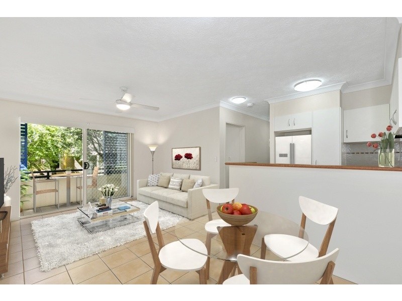 4/48 Coolangatta Road, Kirra QLD 4225