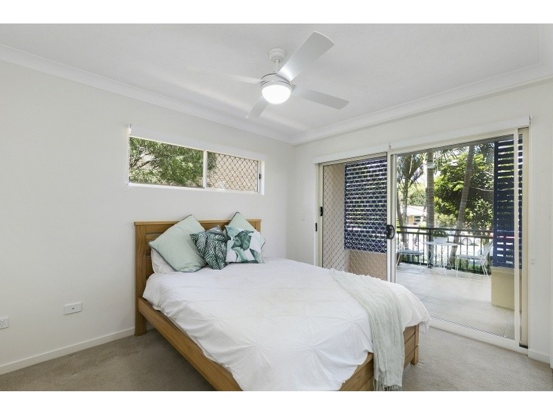 4/48 Coolangatta Road, Kirra QLD 4225