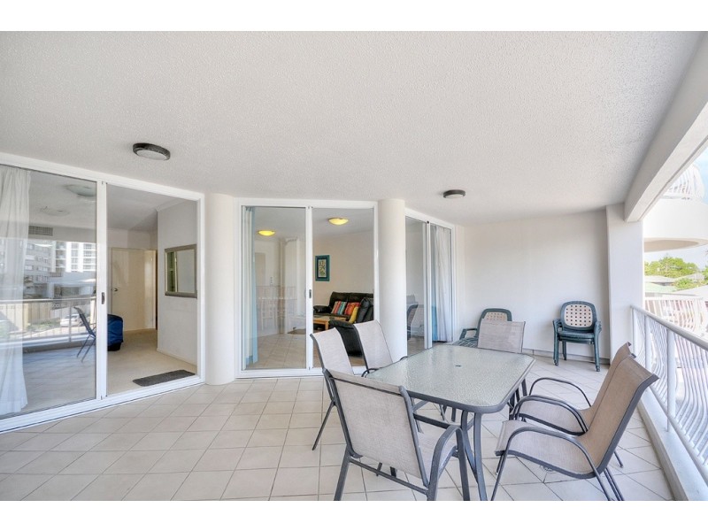 202/4-10 Douglas Street, Kirra QLD 4225