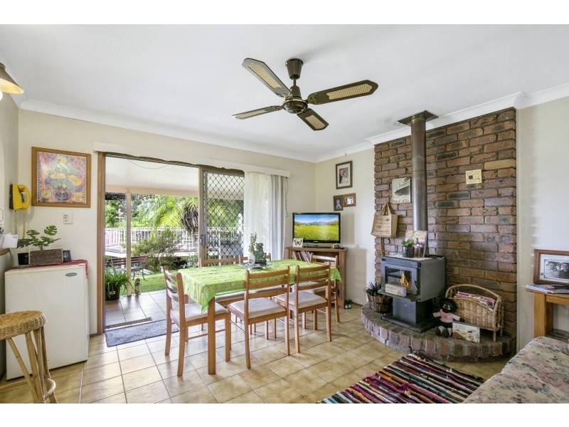 85 Hammond Dr, Clothiers Creek NSW 2484