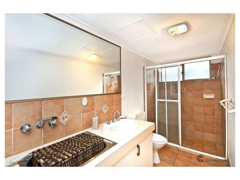 3/4 Rolan Court, Palm Beach QLD 4221