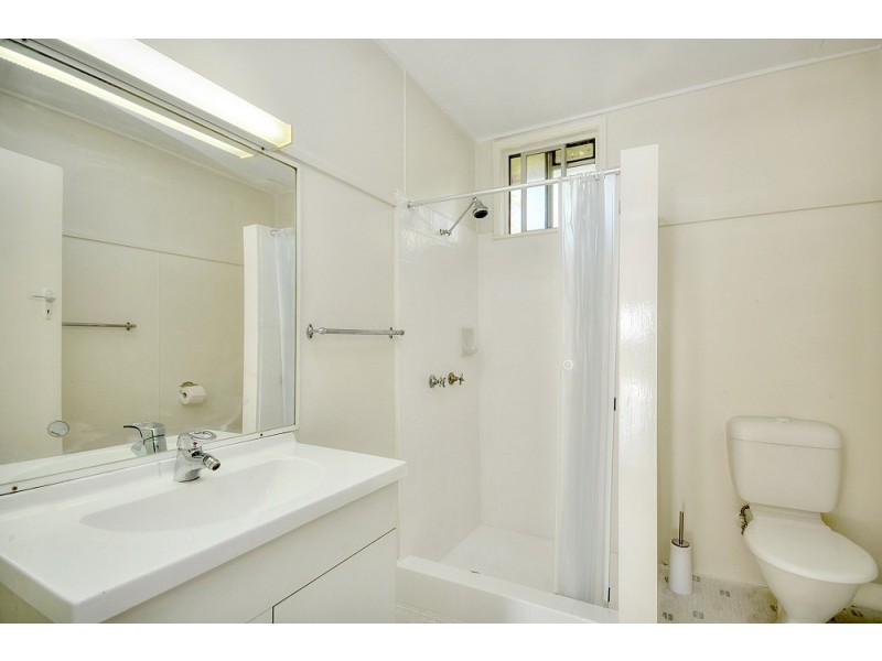 2/32 South Street, Coolangatta QLD 4225