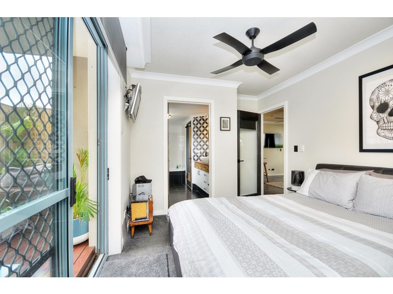 108/92 Musgrave Street, Kirra QLD 4225