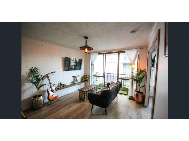 11/22 Musgrave Street, Coolangatta QLD 4225