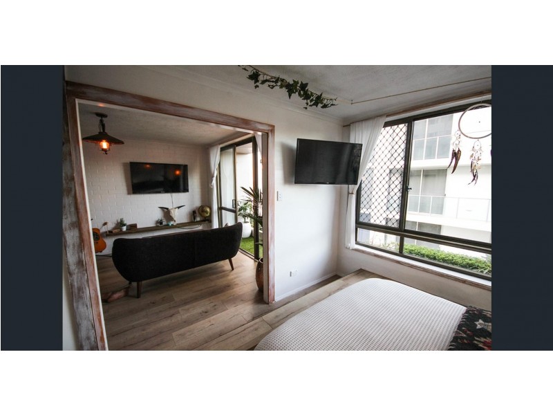 11/22 Musgrave Street, Coolangatta QLD 4225