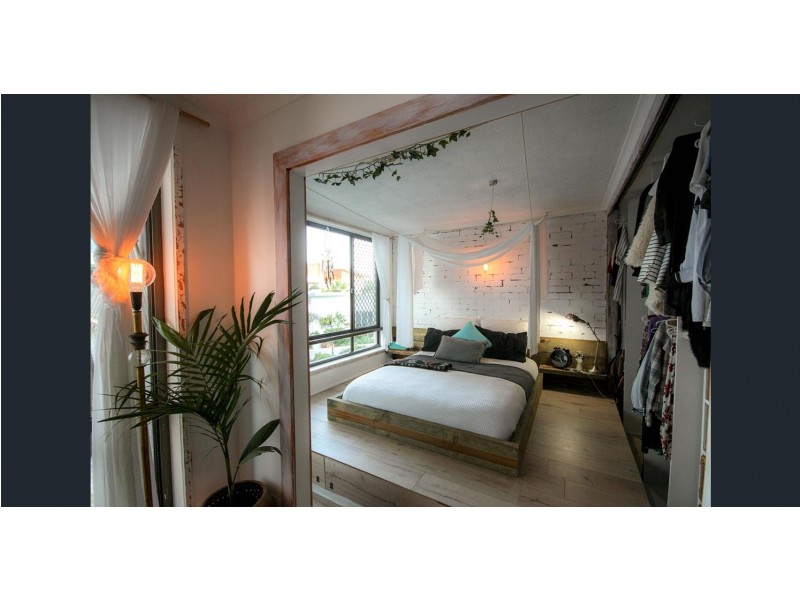 11/22 Musgrave Street, Coolangatta QLD 4225