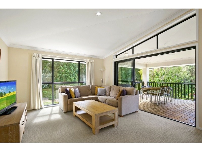 6 Silveraspen Grove, Pottsville NSW 2489