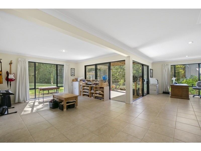 6 Silveraspen Grove, Pottsville NSW 2489