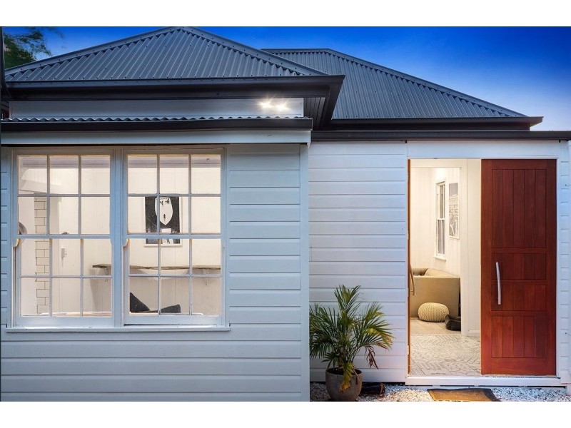 13 Rutledge Street, Coolangatta QLD 4225