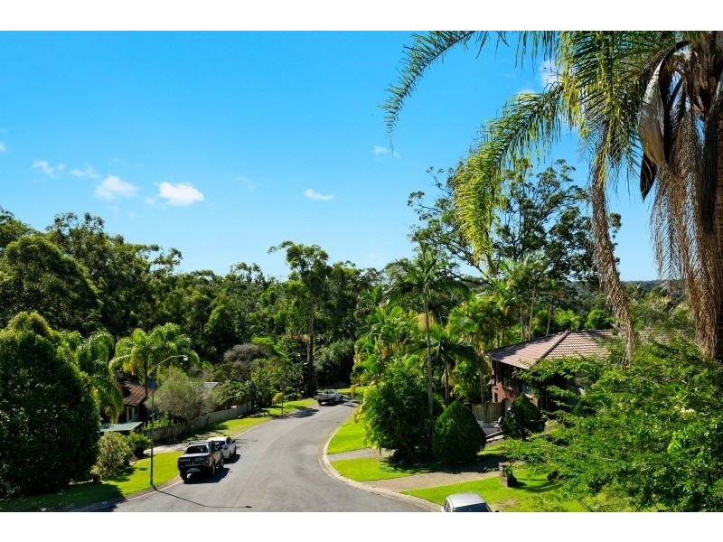 32 Beaumont Court, Currumbin Waters QLD 4223