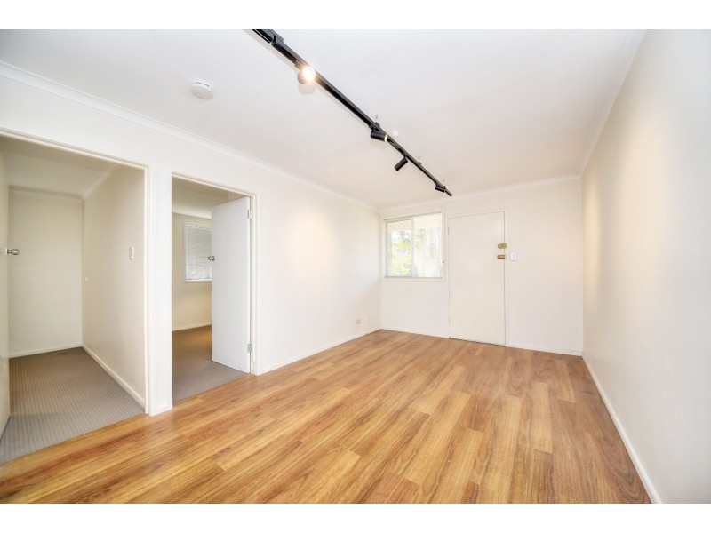 1/32 South Street, Coolangatta QLD 4225