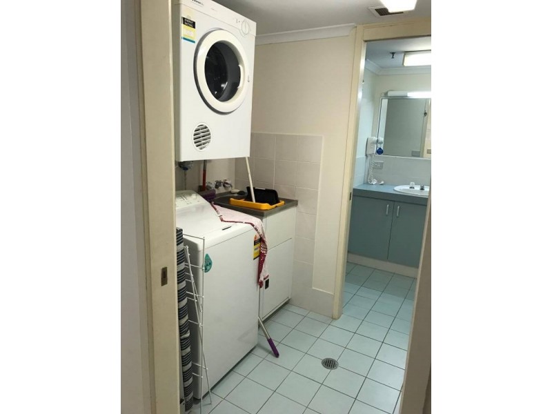 44/80 Marine Parade, Coolangatta QLD 4225