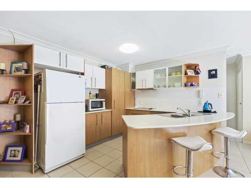 10/66 Mclean Street, Coolangatta QLD 4225