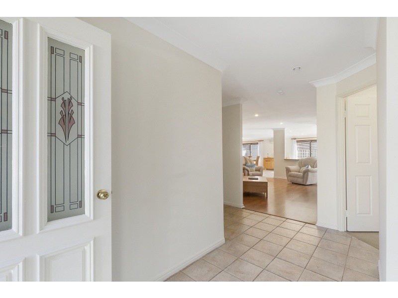 4 Wharton Street, Varsity Lakes QLD 4227