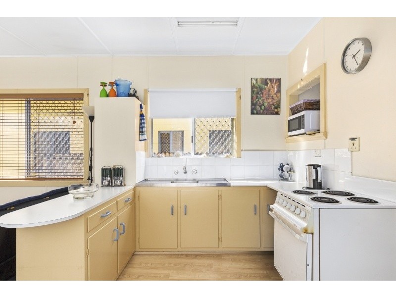 2/10 Lord Street, Kirra QLD 4225